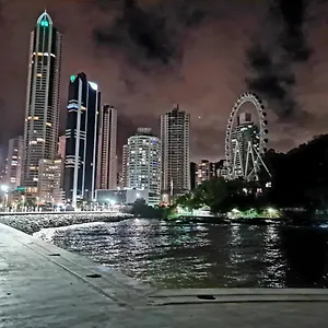 Na Av Atlantica Com Ar Condicionado Apartamento