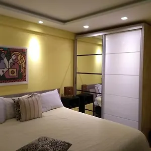 Apê Pé Na Areia Próximo A Roda Gigante Com Churrasqueira Apartamento